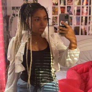 Meet your Posher, Summer